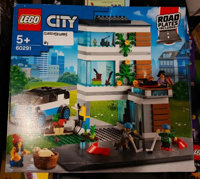 City Family House 60291 + Lego City @ 1 pcs