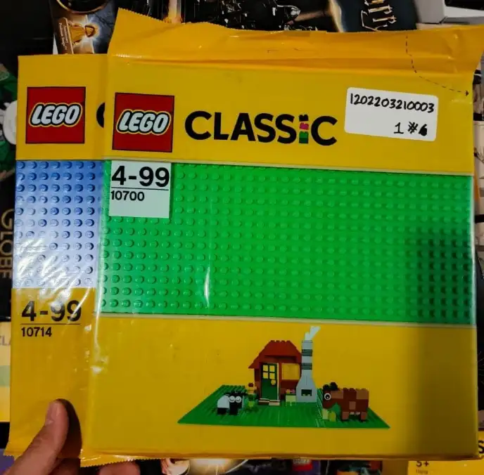 Classic 10700 + Lego Classic @ 2 pcs