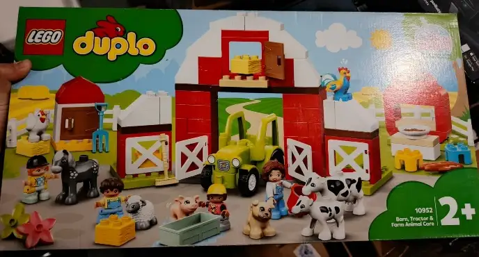 Duplo Barn, Tractor & Farm Animal Care 10952 + Lego Duplo @ 1 pcs